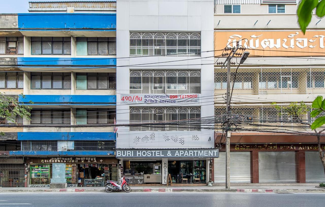 Buri Hostel Bangkok Exterior photo